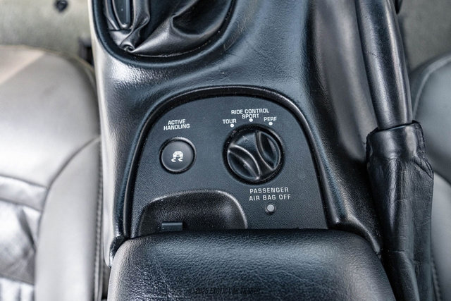 Used 2001 Chevrolet Corvette Coupe w/ Preferred Equipment Group1 image 42