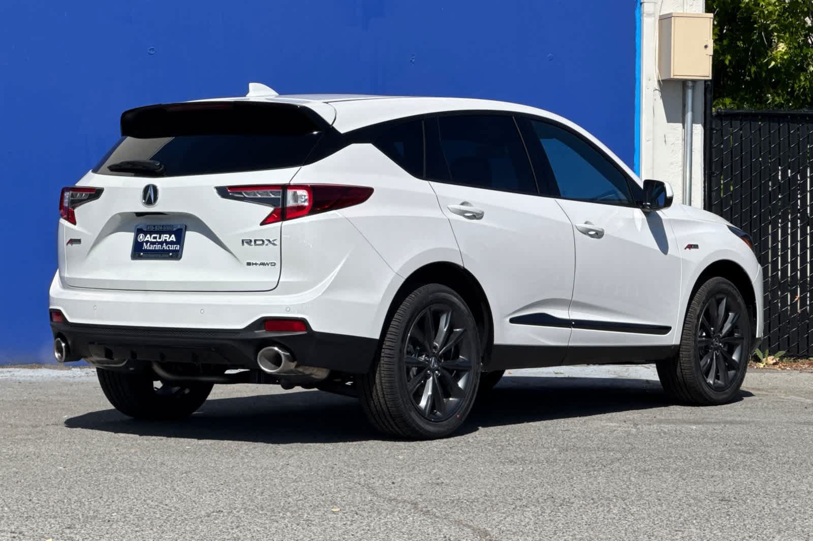 New 2026 Acura RDX w/ Advance Package AWD/4WD image 4