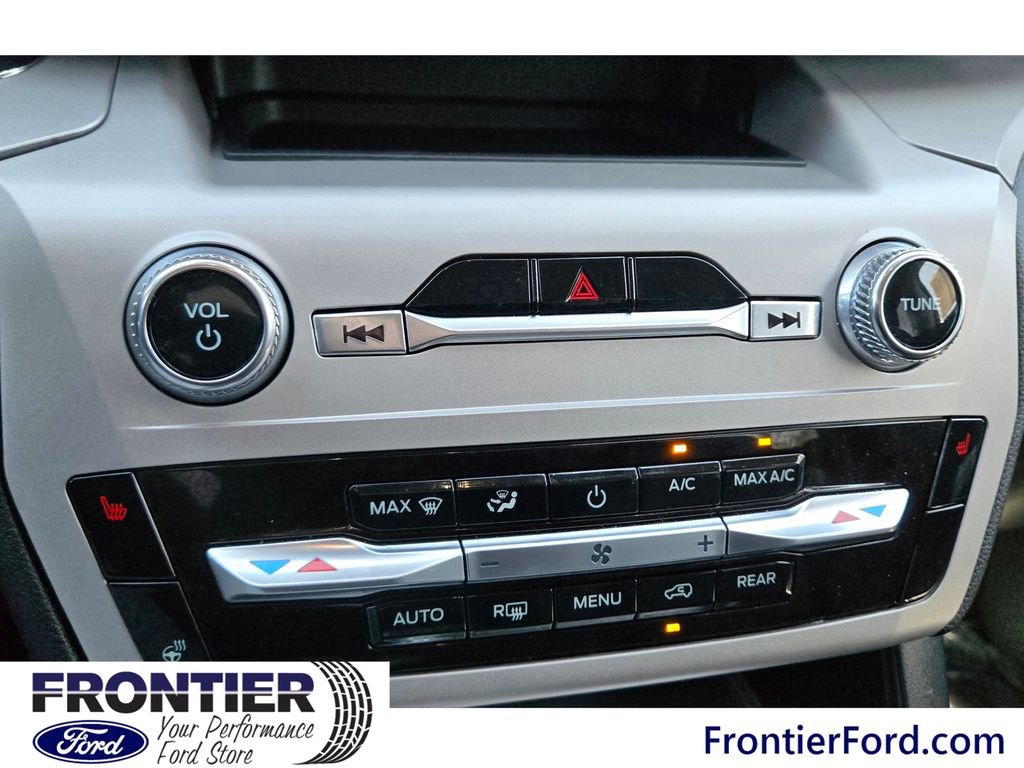 Used 2024 Ford Explorer XLT w/ Equipment Group 202A image 18