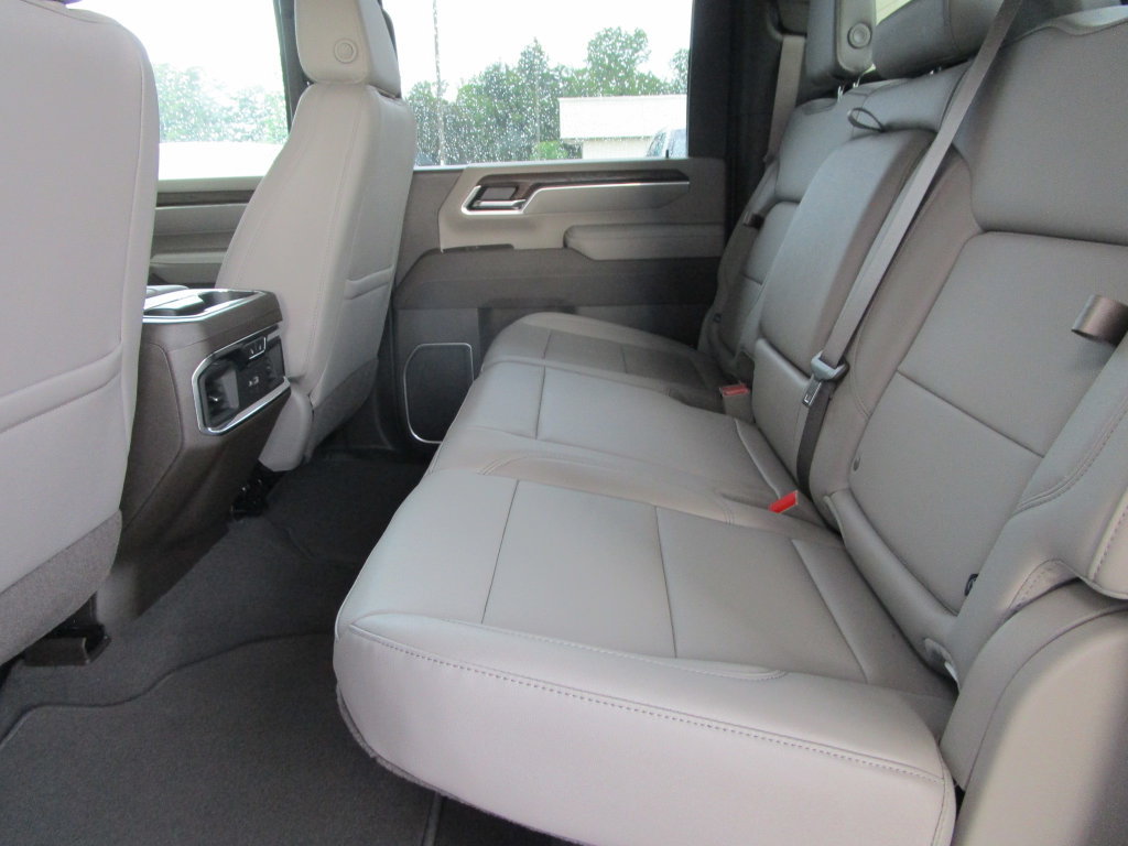 New 2026 GMC Sierra 3500 SLT w/ SLT Premium Package AWD/4WD image 30