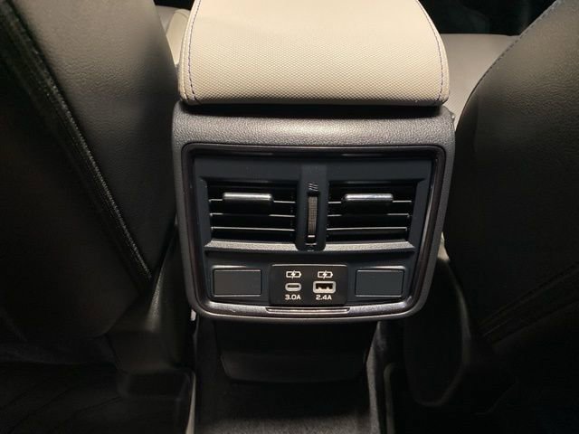 Certified 2025 Subaru Forester Limited image 14