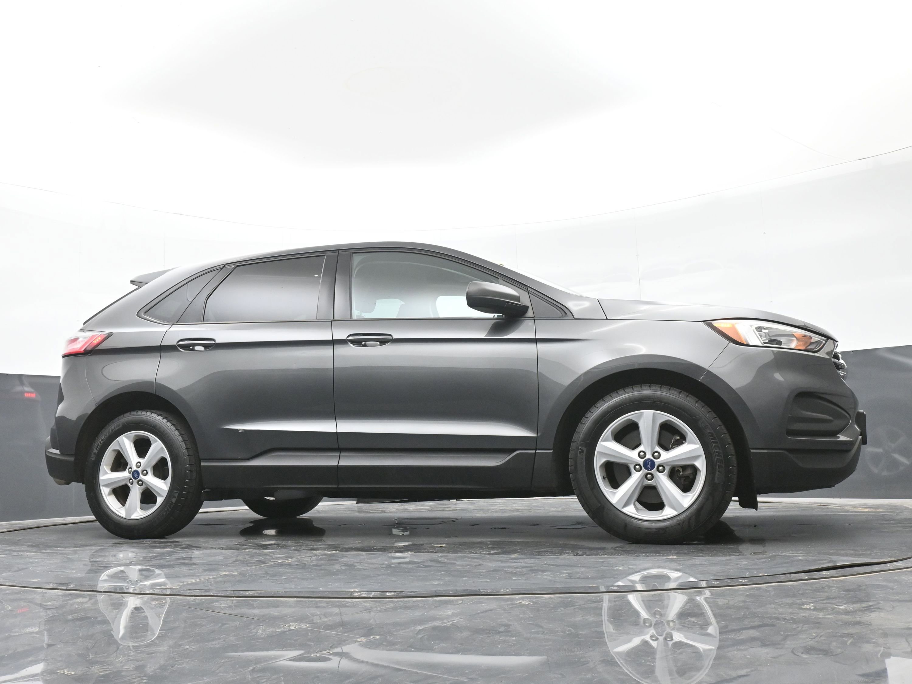 Used 2020 Ford Edge SE AWD/4WD image 40