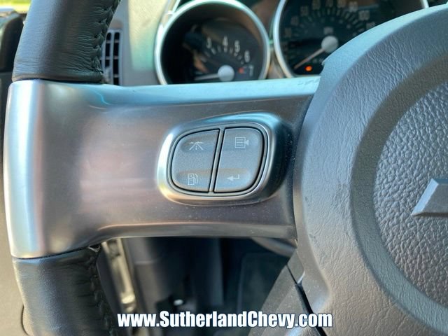 Used 2006 Chevrolet SSR w/ Preferred Equipment Group RWD image 26