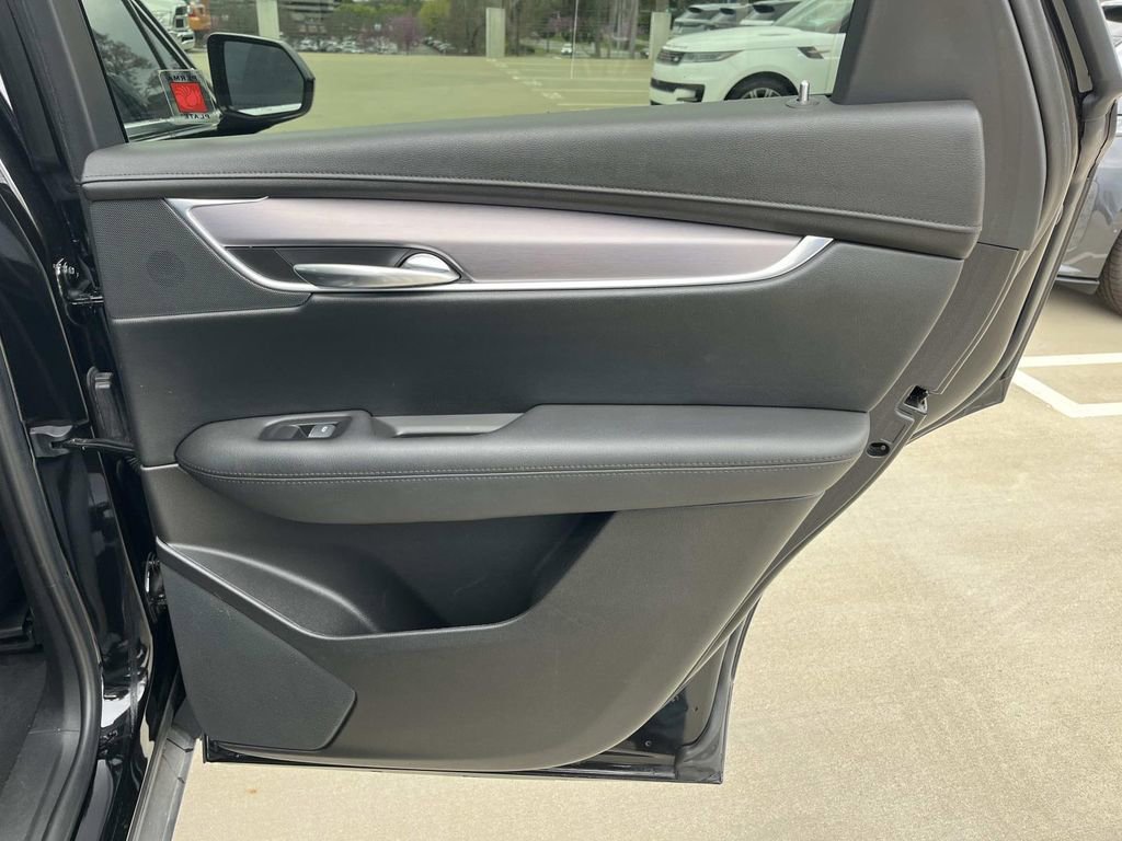 Used 2019 Cadillac XT5 Luxury image 16