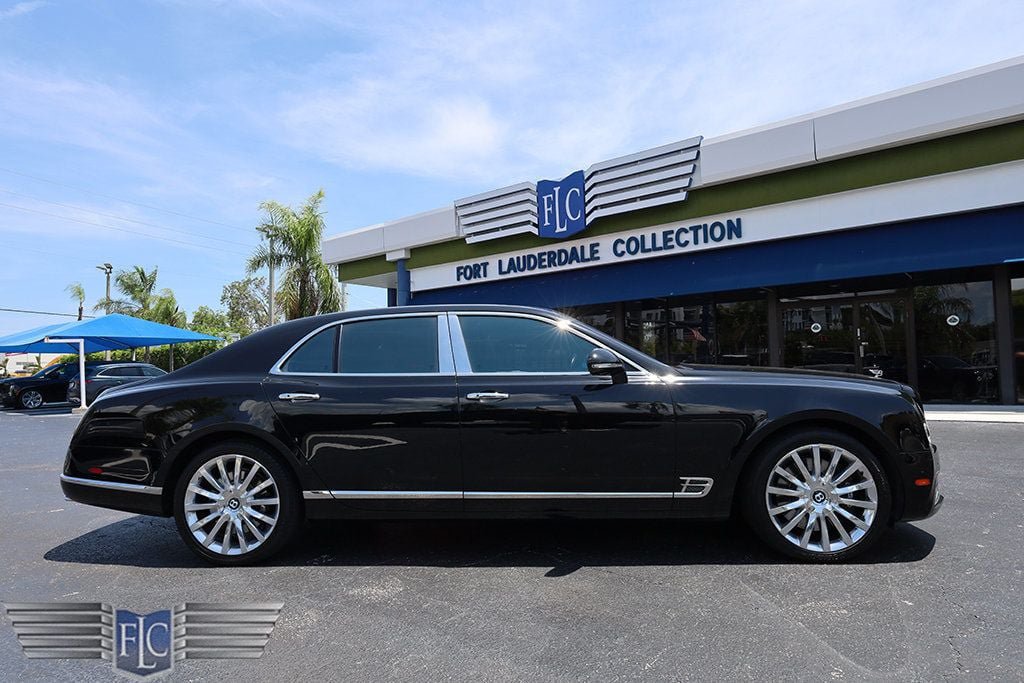 Used 2017 Bentley Mulsanne RWD image 2