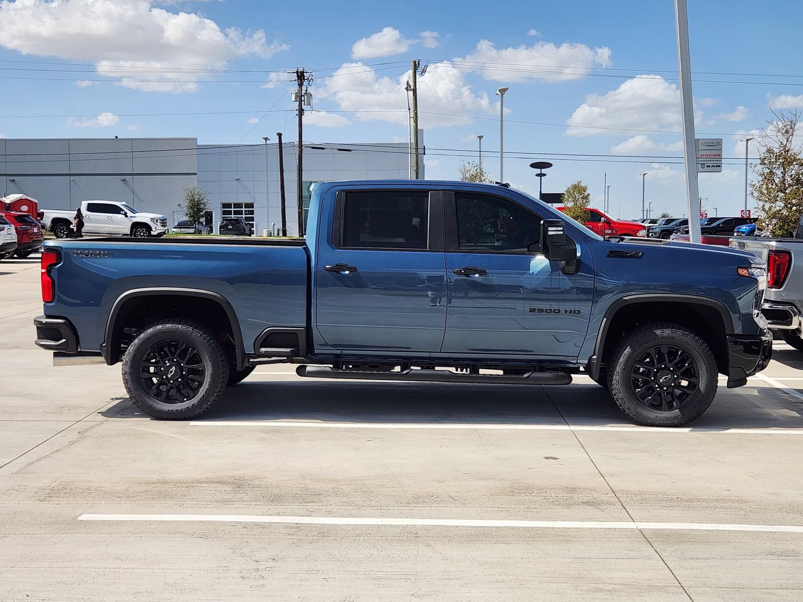 New 2026 Chevrolet Silverado 2500 LT w/ Trail Boss Package AWD/4WD image 7