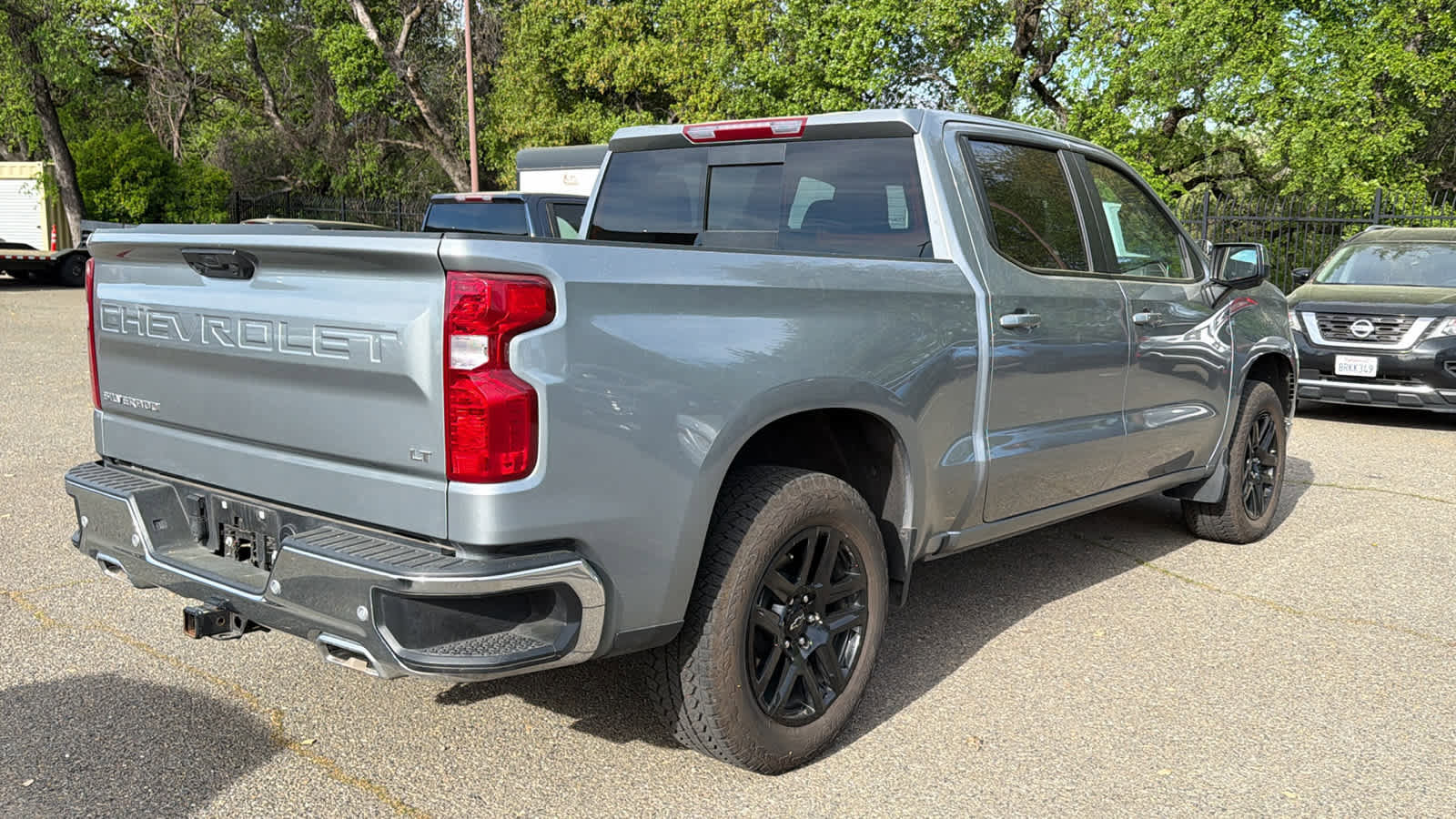 Used 2025 Chevrolet Silverado 1500 LT image 5