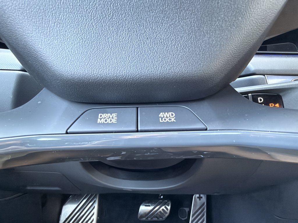 Used 2025 Kia EV9 GT-Line AWD/4WD image 32
