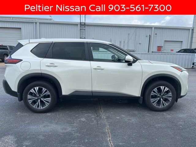 Certified 2023 Nissan Rogue SV FWD image 2