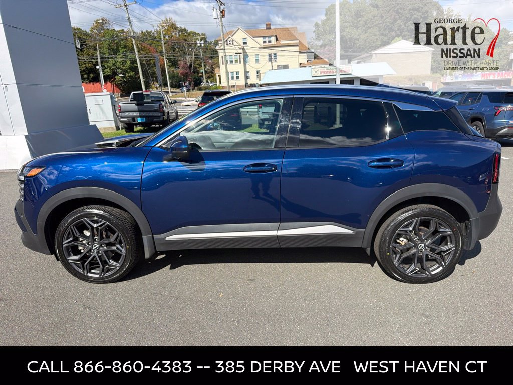 Certified 2025 Nissan Kicks SR AWD/4WD image 8