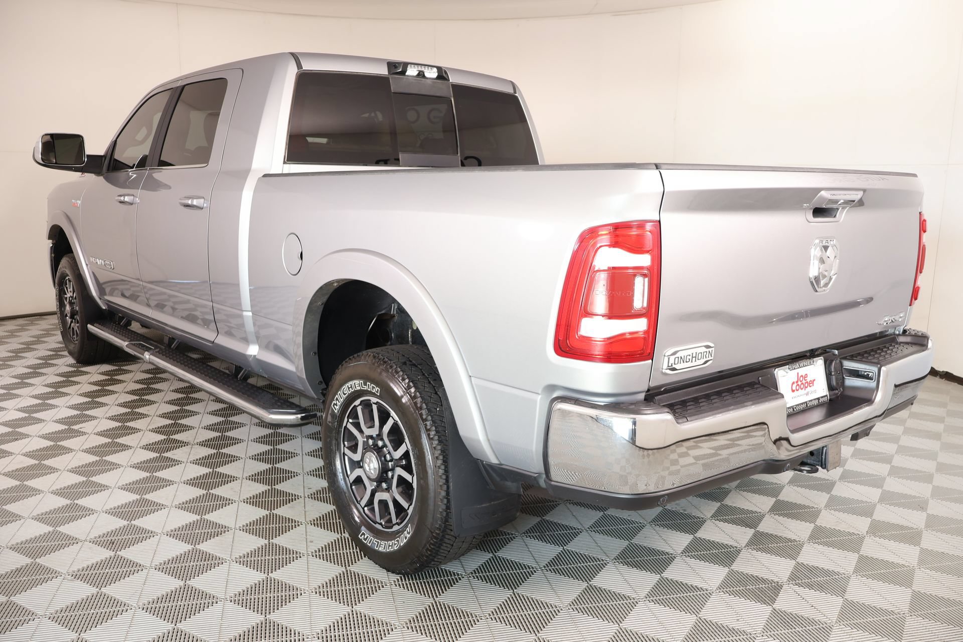 Used 2022 RAM 3500 Limited w/ Protection Group AWD/4WD image 24