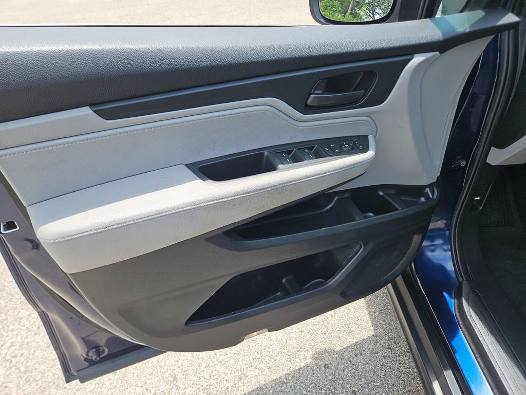 Used 2023 Honda Odyssey EX image 14