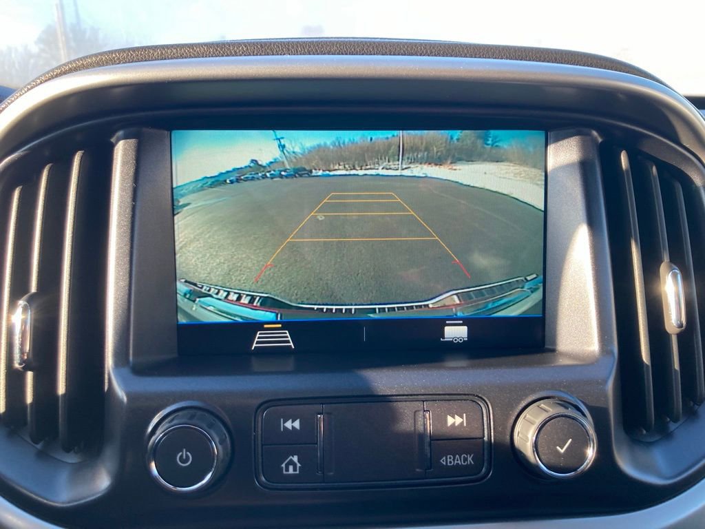 Used 2022 GMC Canyon AT4 w/ Trailering Package image 15