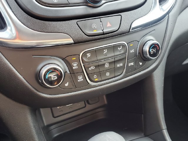 Certified 2024 Chevrolet Equinox LT w/ LPO, Floor Liner Package FWD image 32