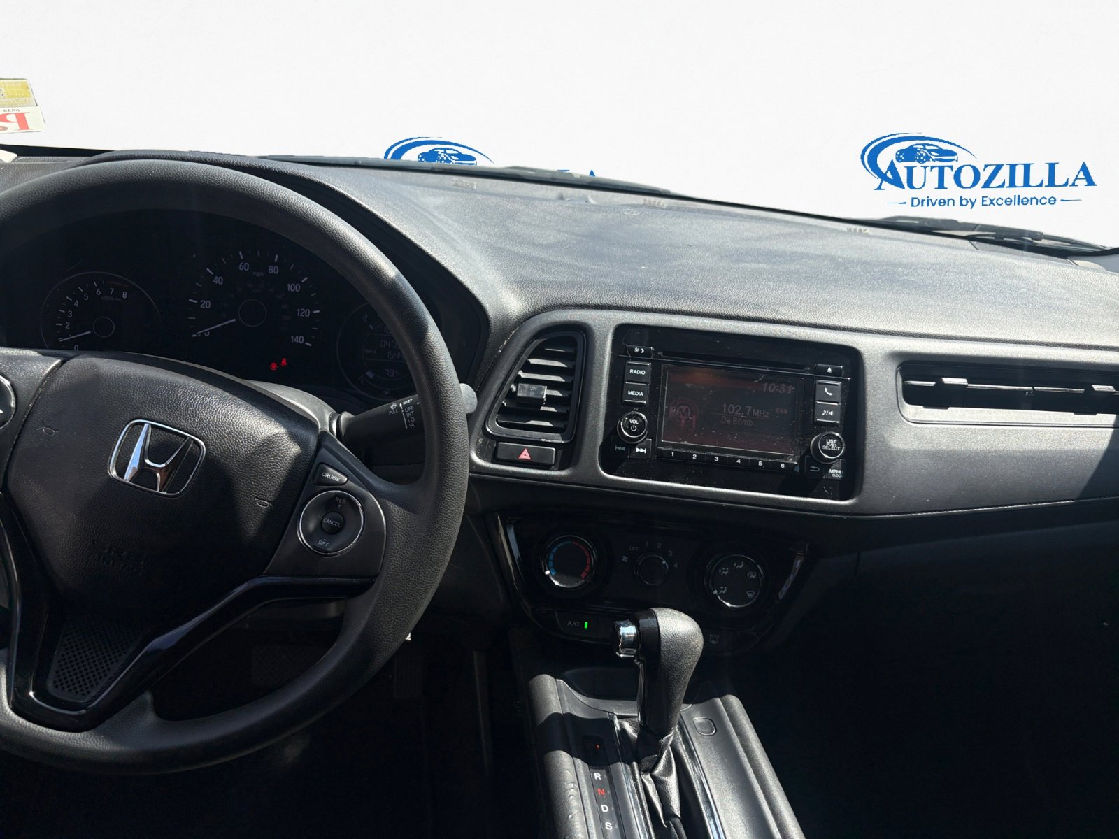 Used 2020 Honda HR-V LX image 11