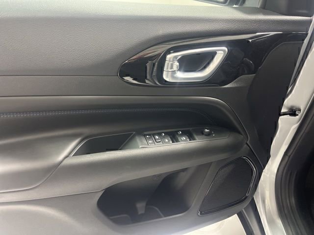 New 2026 Jeep Compass Latitude AWD/4WD image 6