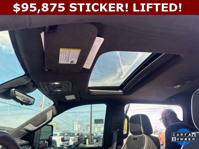 Used 2025 GMC Sierra 2500 AT4X image 34