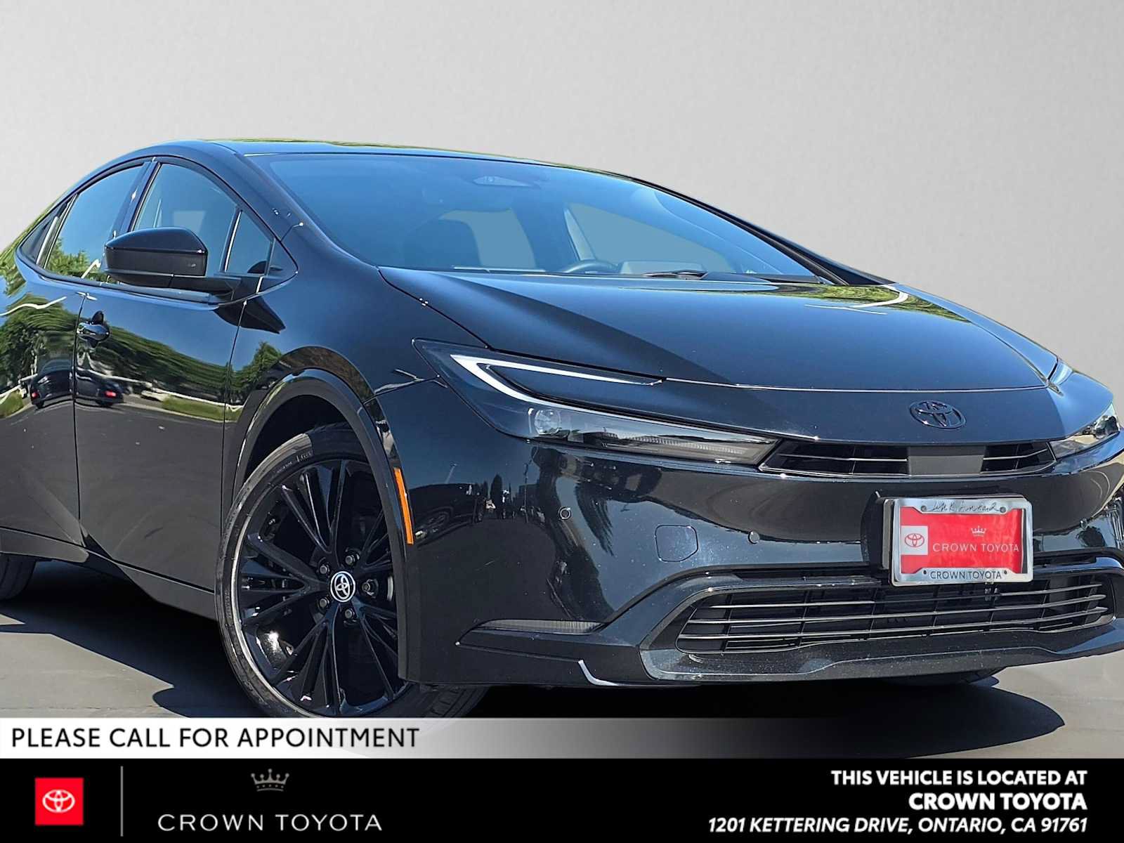 Used 2026 Toyota Prius FWD image 1
