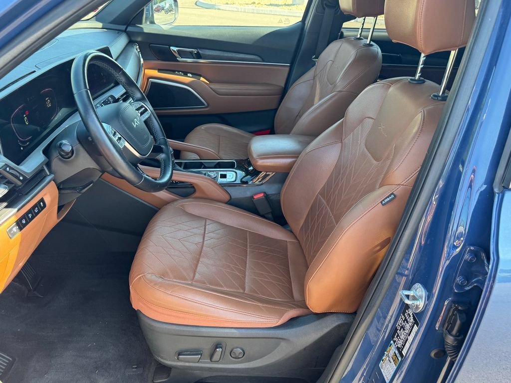 Used 2024 Kia Telluride AWD image 5