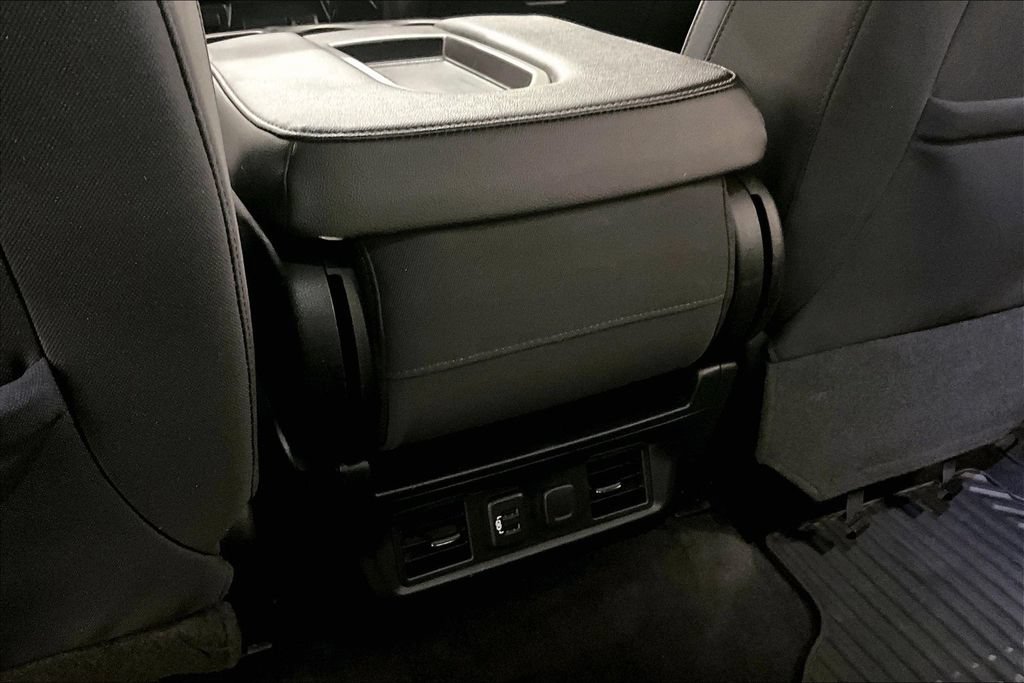 Used 2019 Chevrolet Silverado 1500 LT w/ All-Star Edition AWD/4WD image 11
