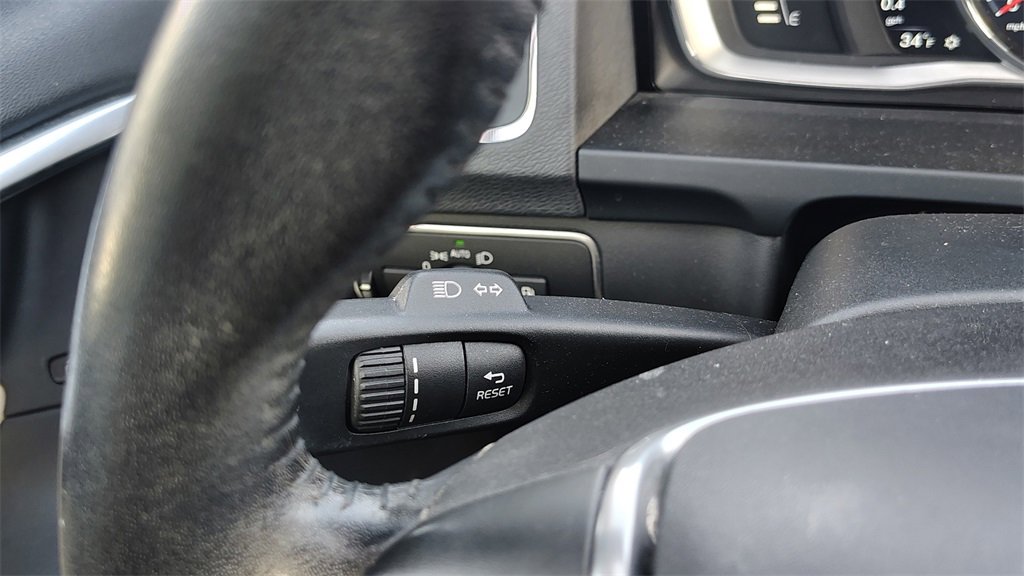 Used 2016 Volvo S60 T5 Premier image 18