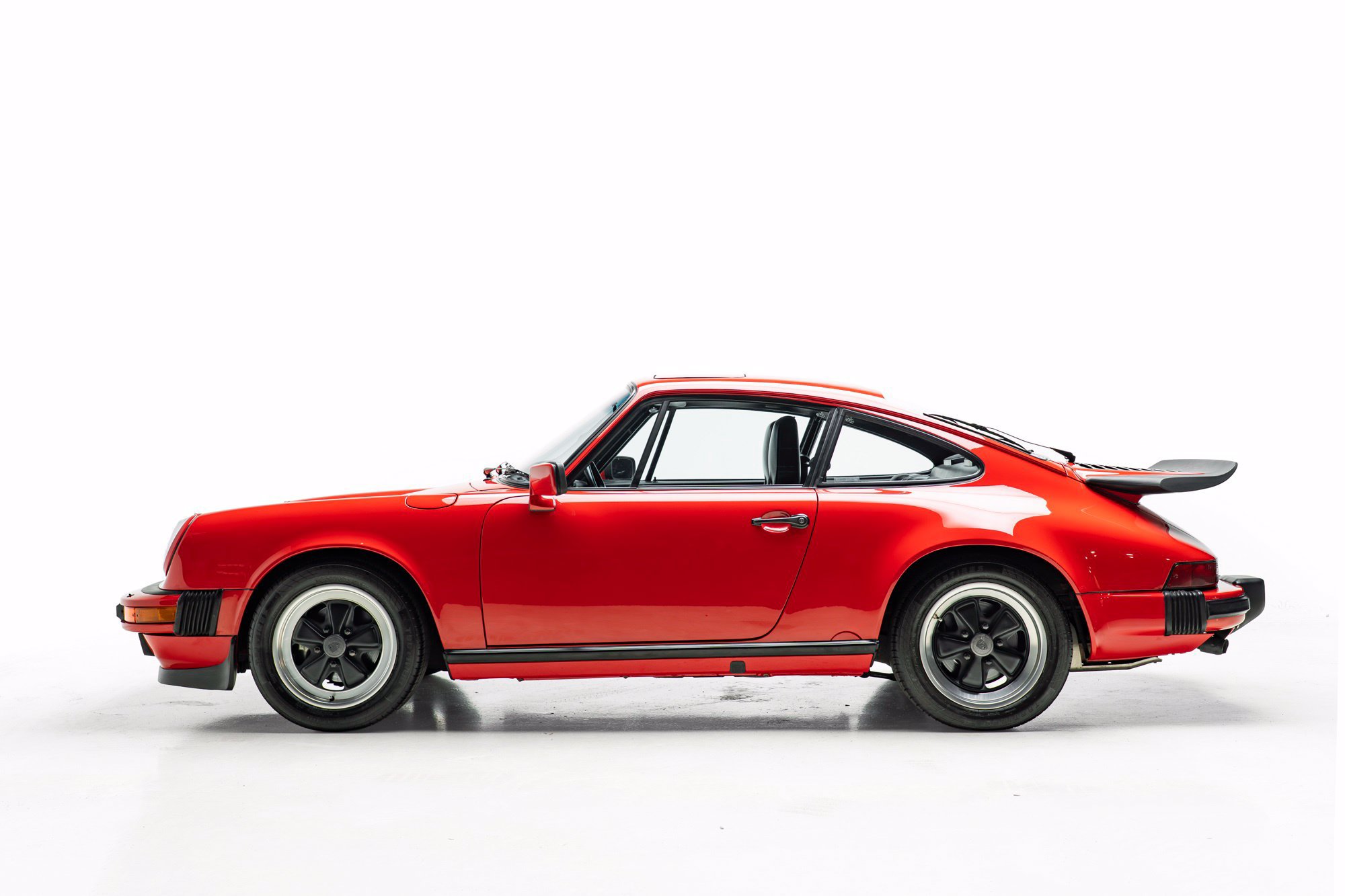Used 1987 Porsche 911 Carrera RWD image 10