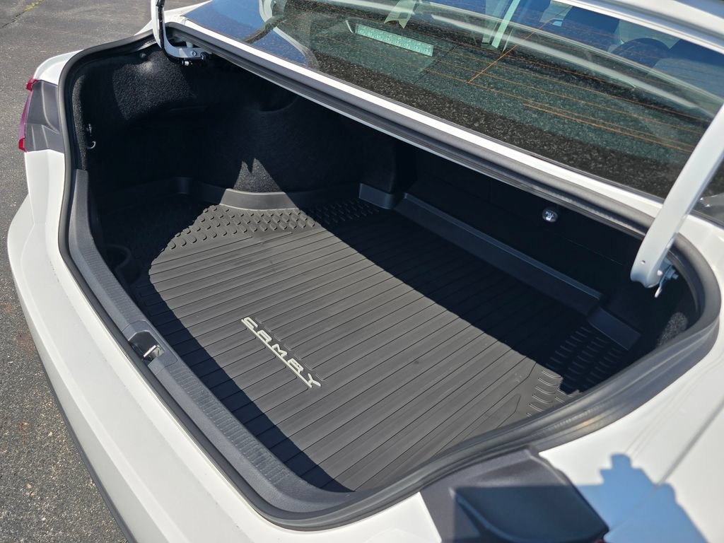 New 2026 Toyota Camry LE FWD image 17