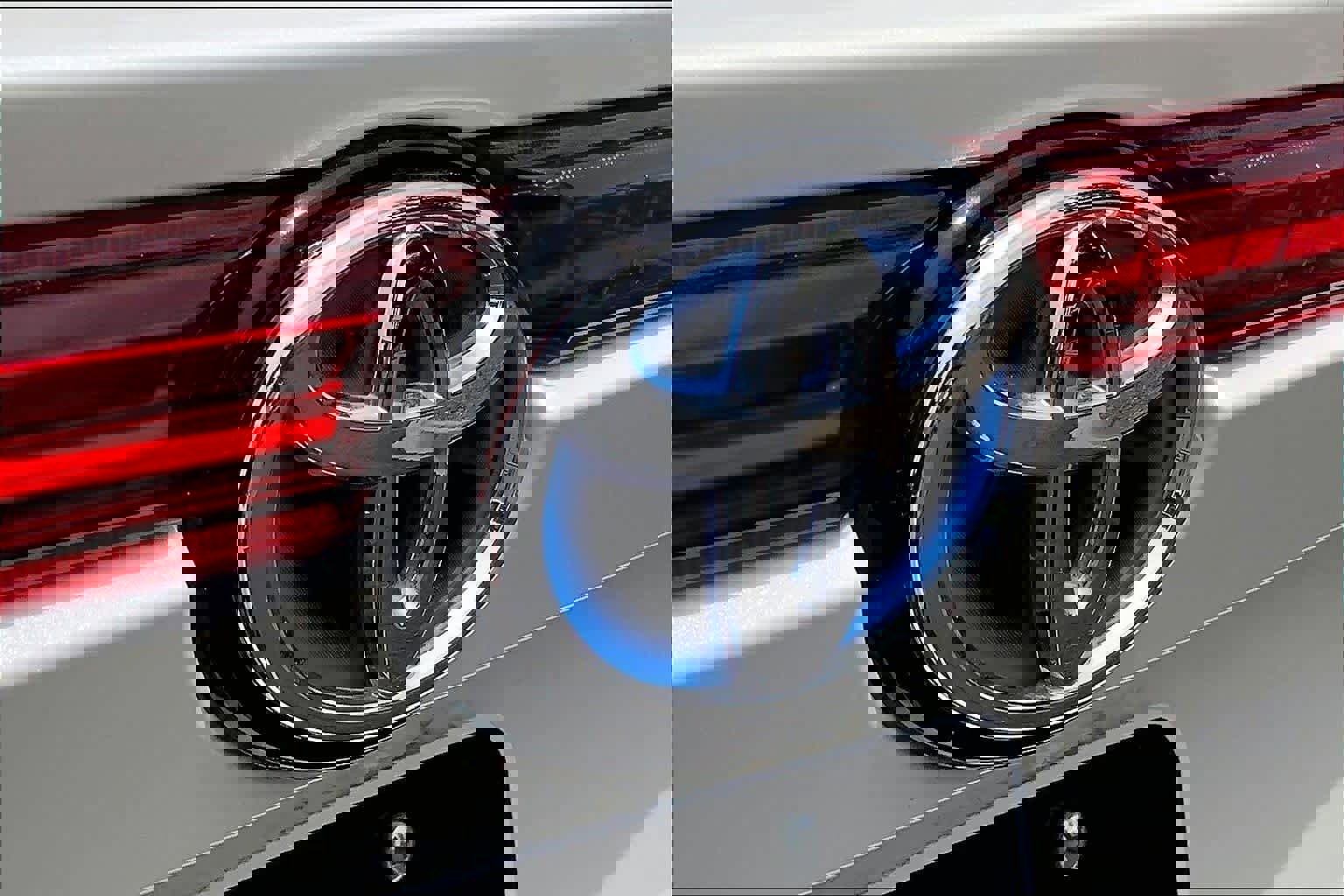 Used 2021 Toyota Venza LE w/ Carpet Mat Package (TMS) image 28