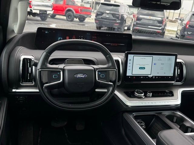 Certified 2025 Ford Expedition Max Platinum image 8