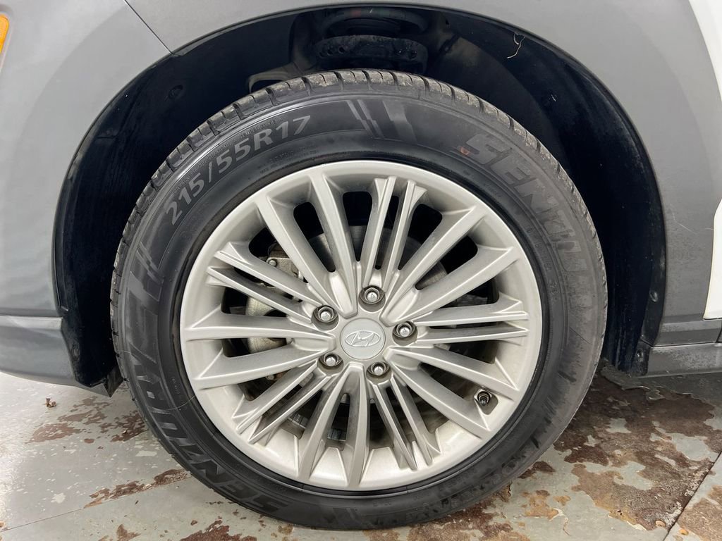 Used 2021 Hyundai Kona SEL FWD image 25