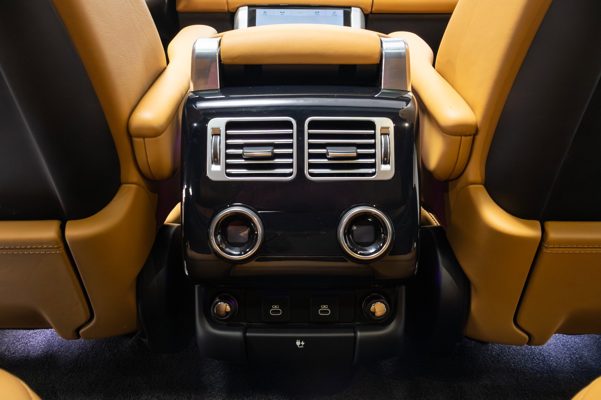 Used 2022 Land Rover Range Rover Autobiography image 69