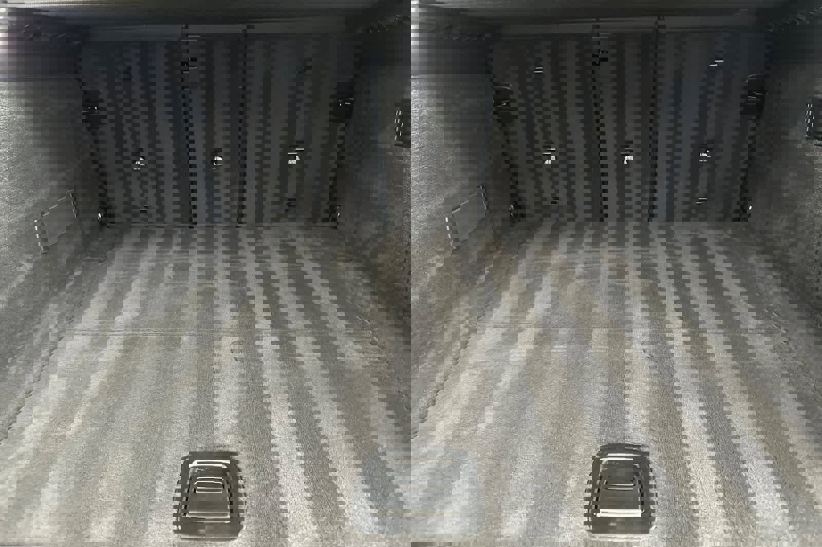 Used 2024 BMW iX xDrive50 w/ Sport Package image 15