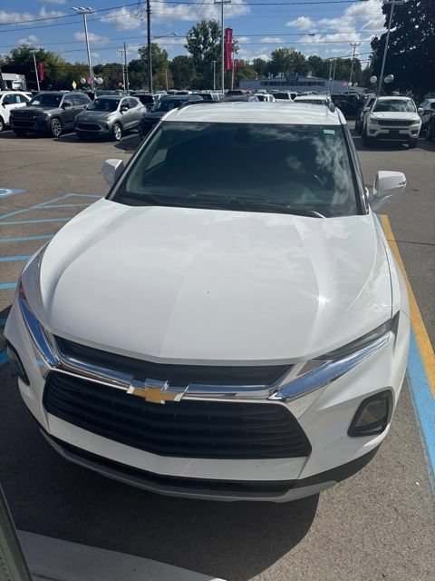 Used 2020 Chevrolet Blazer LT FWD image 2
