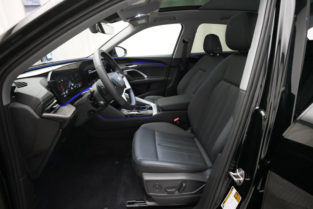Used 2025 Audi Q5 Premium w/ Convenience Package AWD/4WD image 7