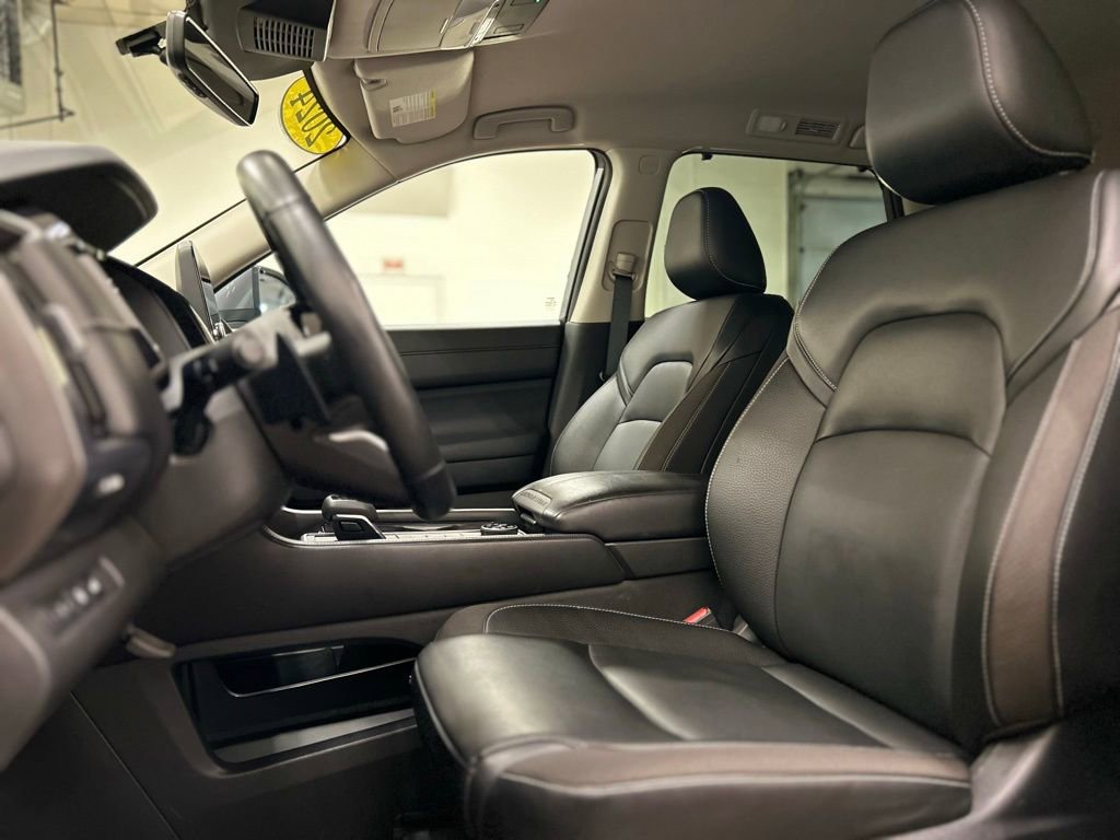 Used 2024 Nissan Pathfinder SL image 13