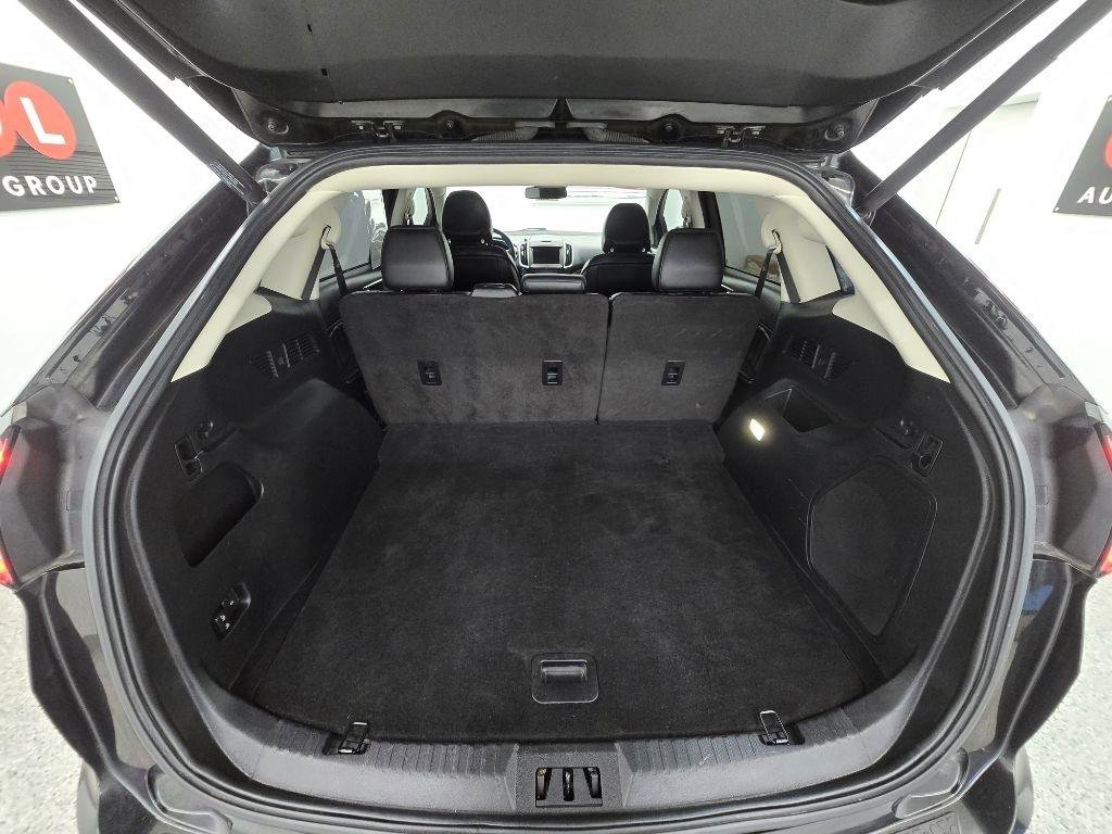 Used 2015 Ford Edge Sport w/ Equipment Group 401A FWD image 18