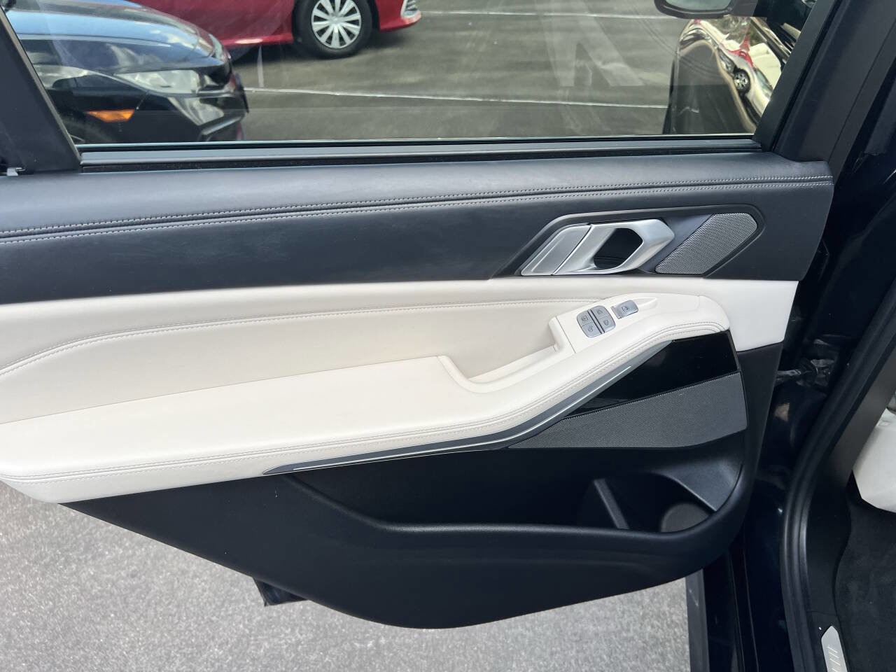 Used 2019 BMW X7 xDrive50i w/ Dynamic Handling Package image 38