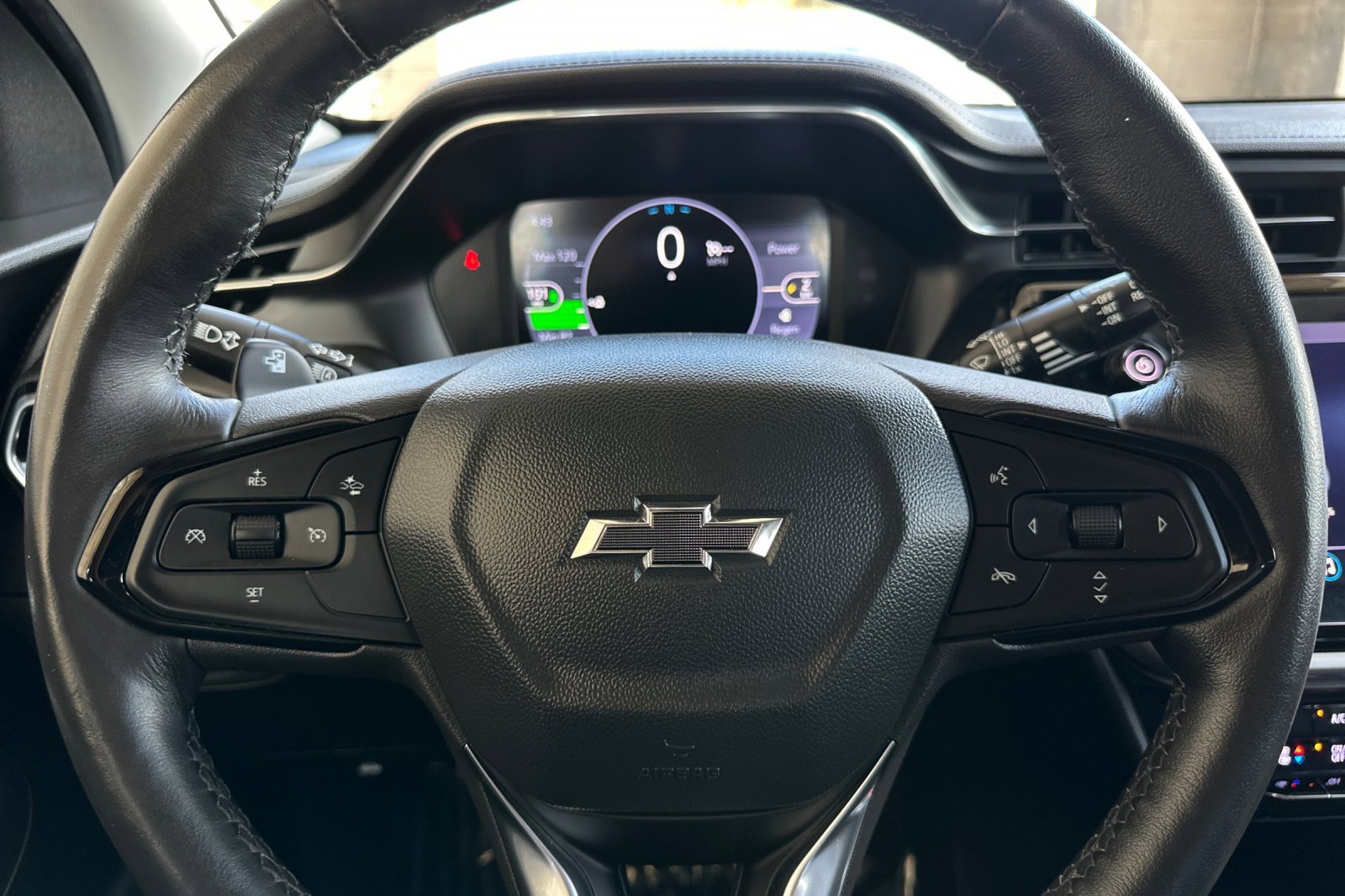 Certified 2022 Chevrolet Bolt EUV LT w/ Convenience Package image 30