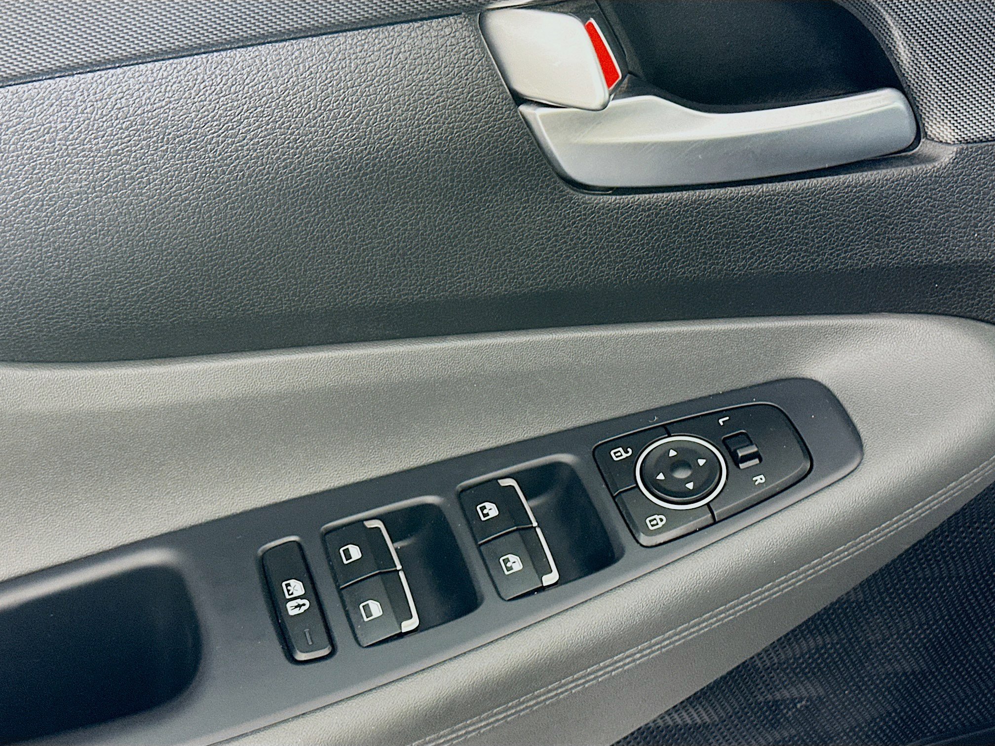 Certified 2023 Hyundai Santa Fe Blue w/ Cargo Package image 18