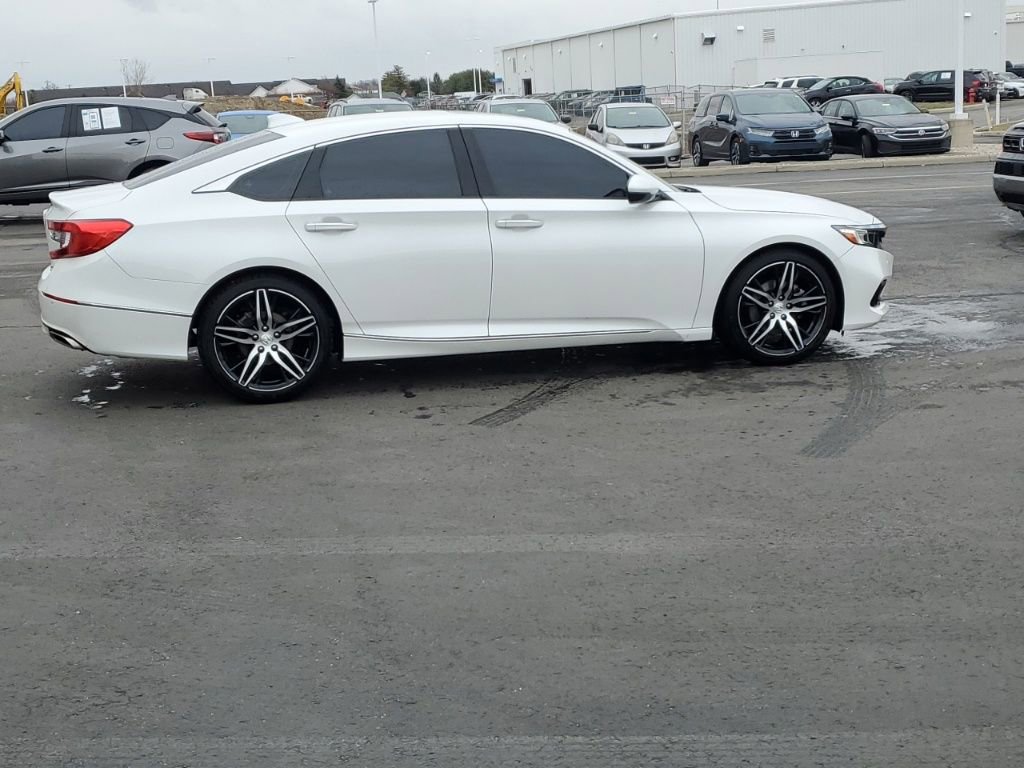 Used 2021 Honda Accord Touring image 9