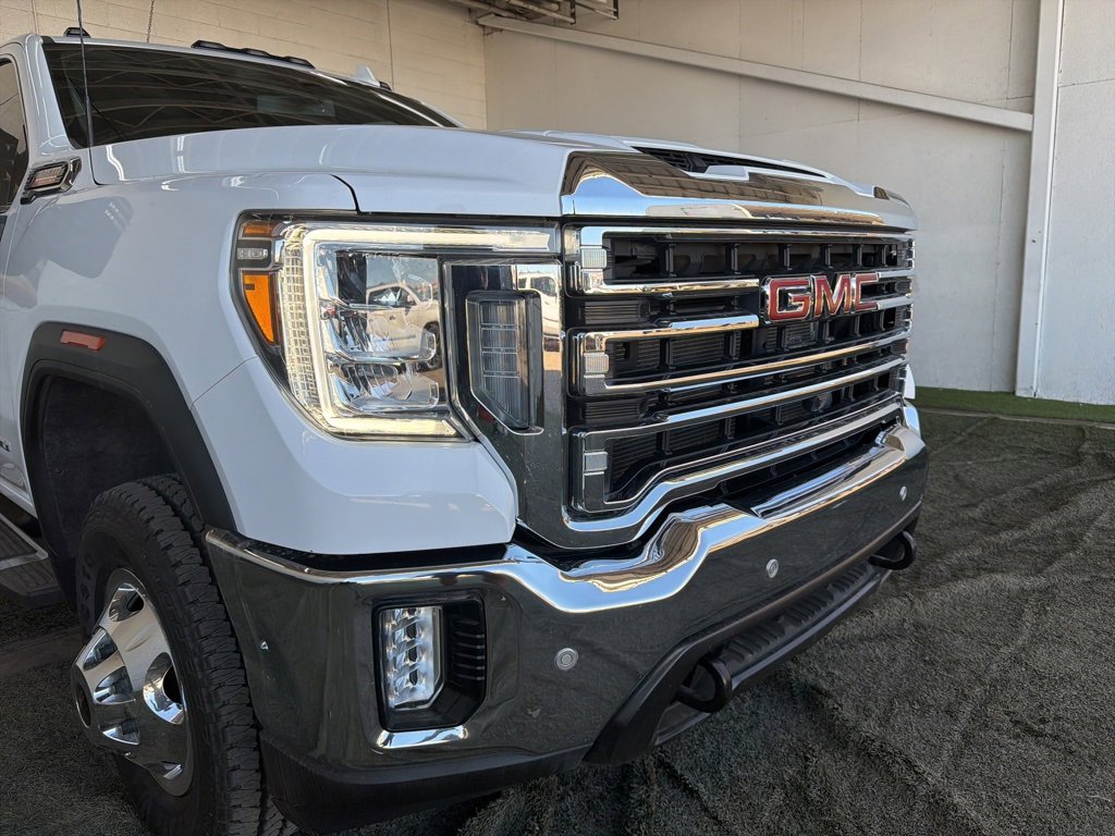 Used 2023 GMC Sierra 3500 SLT w/ SLT Premium Package image 5