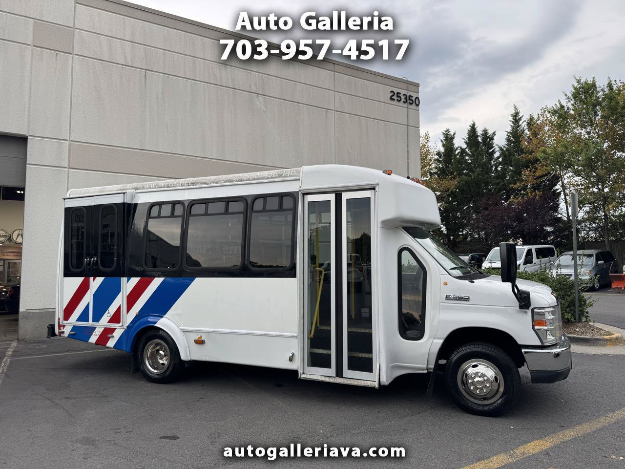Used 2012 Ford E-350 and Econoline 350 Super Duty w/ Shuttle Bus Prep Pkg