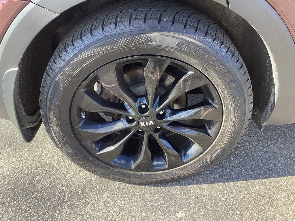 Used 2020 Kia Sorento S image 8