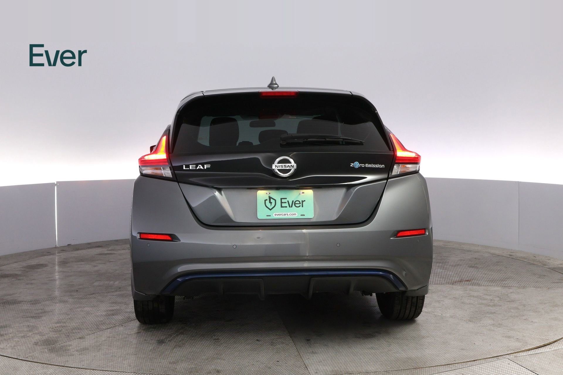 Used 2022 Nissan Leaf S image 15