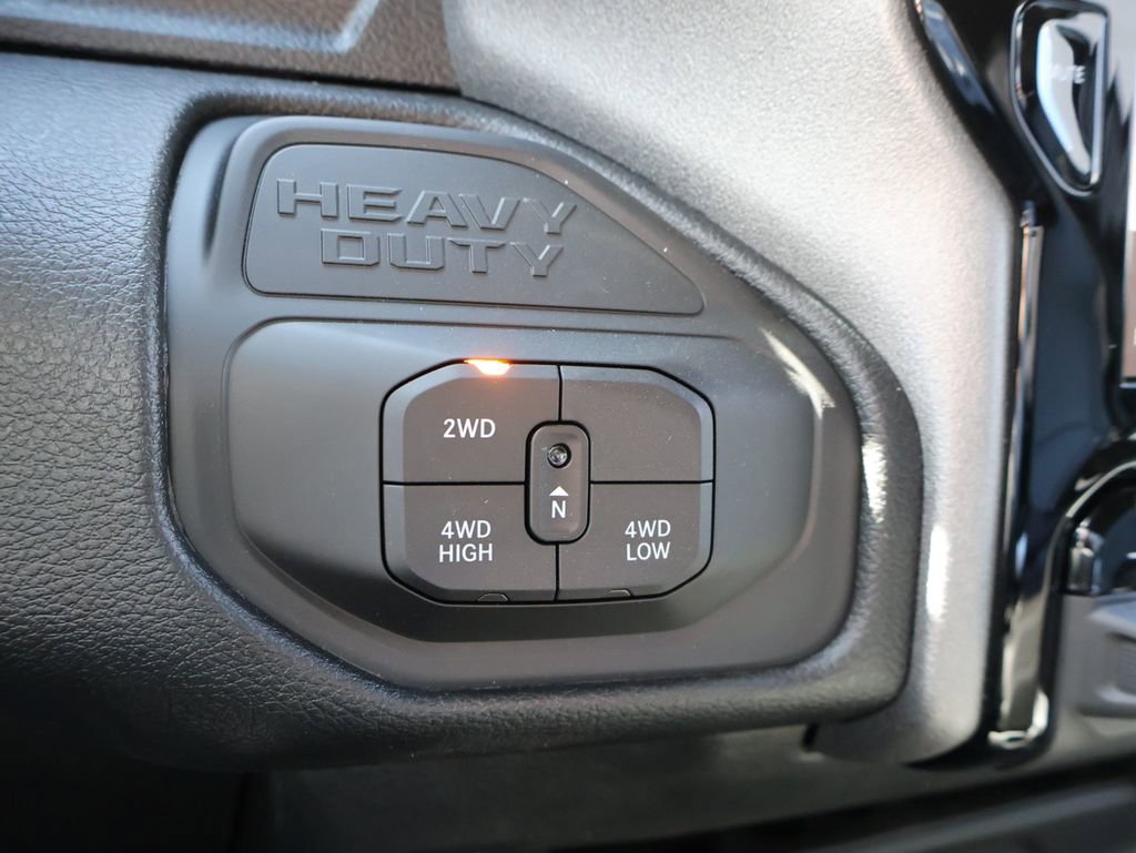 New 2026 RAM 3500 Tradesman AWD/4WD image 32