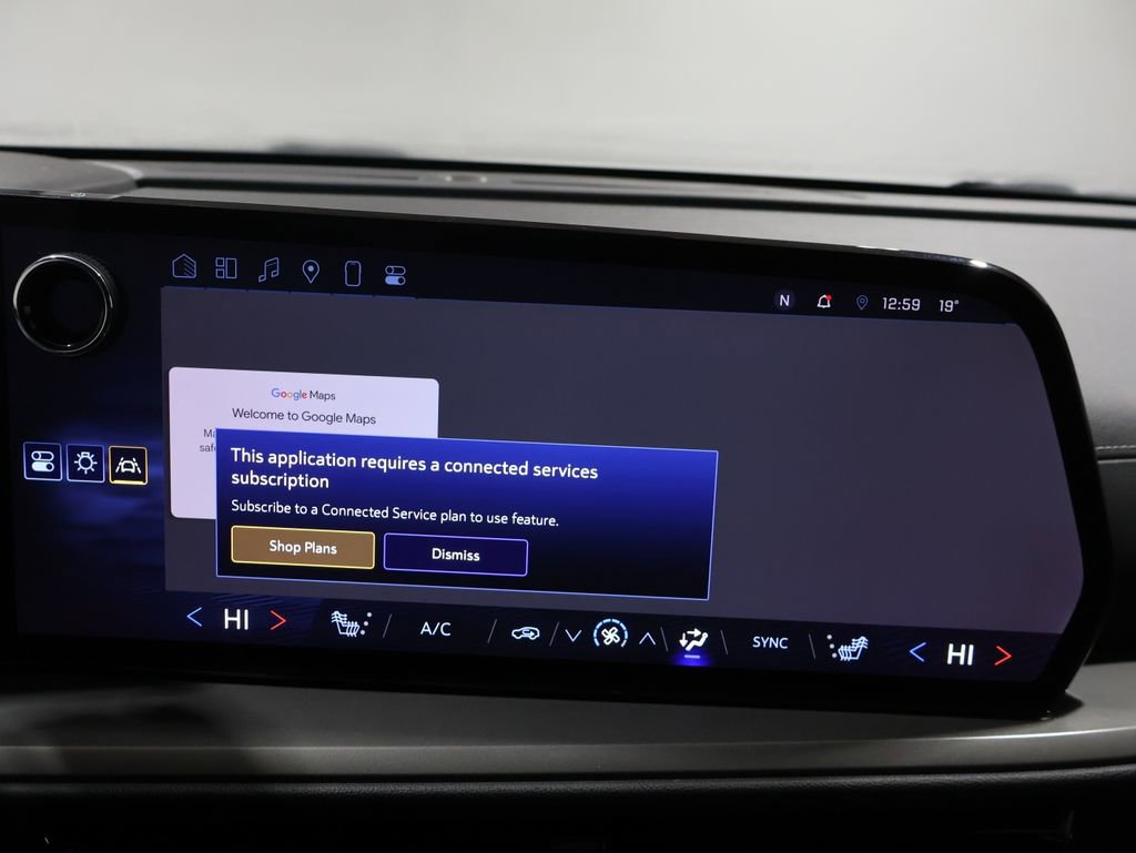 Used 2024 Chevrolet Traverse LT image 28