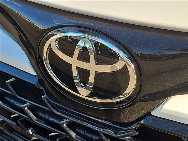 Certified 2026 Toyota Corolla SE FWD image 30