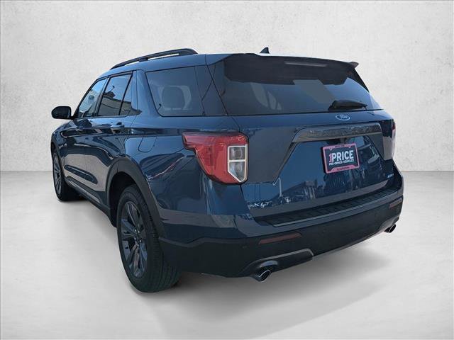 Used 2023 Ford Explorer XLT w/ Equipment Group 202A AWD/4WD image 8