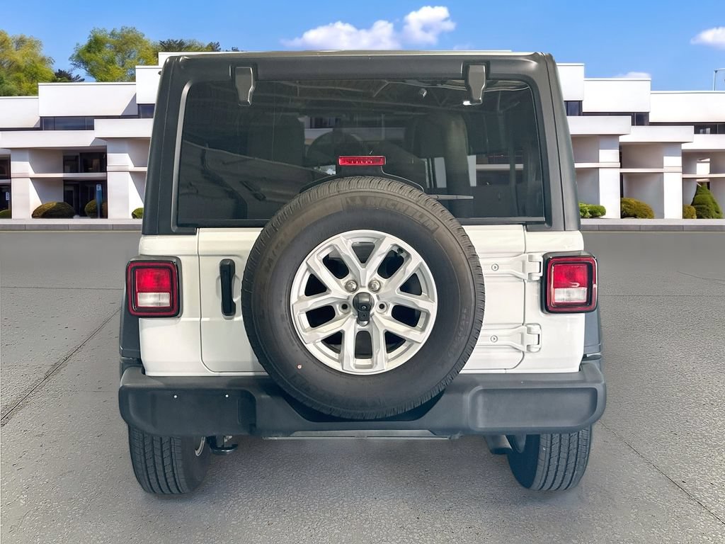 Used 2023 Jeep Wrangler Unlimited Sport AWD/4WD image 6