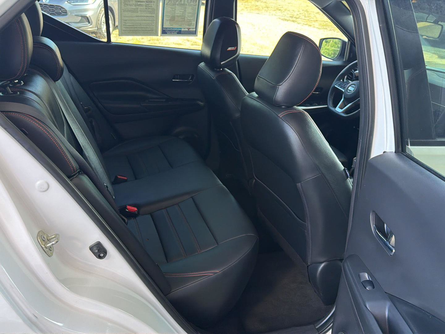 Used 2020 Nissan Kicks SR w/ SR Premium Package FWD image 12
